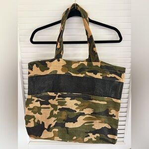 2 Chic Lux Camouflage 100% Jute Tote